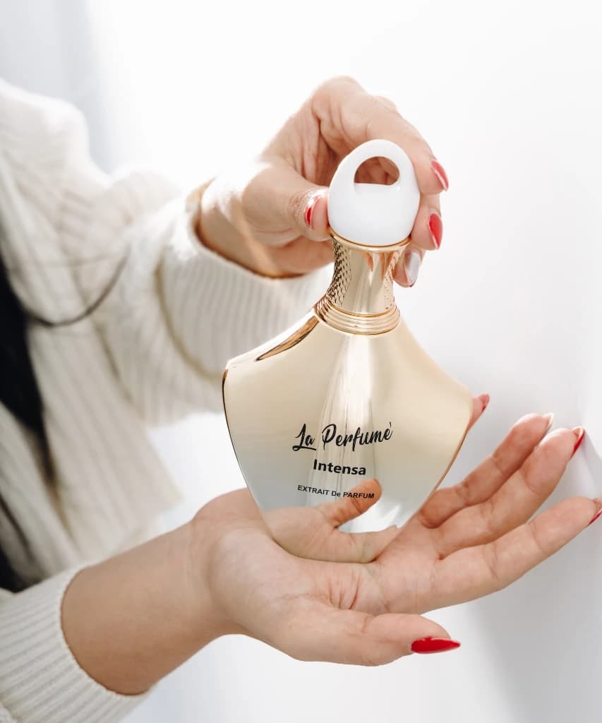 Calra Perfumes - La Perfume Intensa